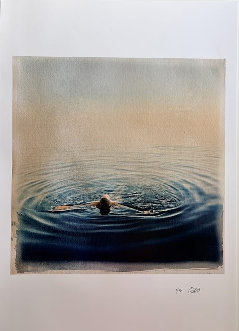 PRINT: "LA VIDA NOS MECE" (32 X 45 CMS.)