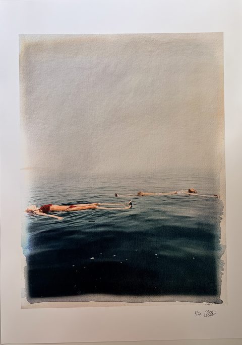 PRINT: "LA VIDA NOS MECE II" (32 X 45 CMS.)